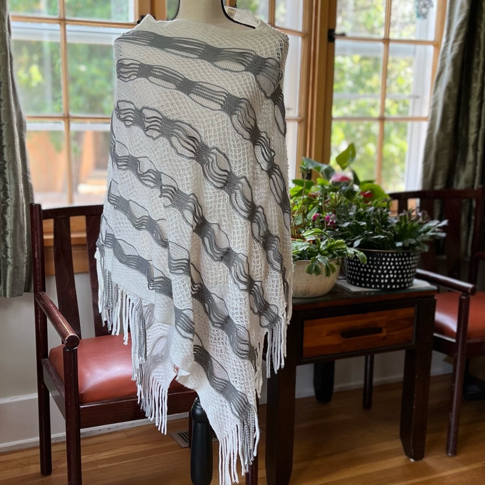 Ladies Poncho